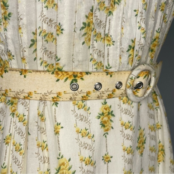 Betsey Johnson Vintage Dress Yellow Floral Prairie Black Label Size 4 - Picture 12 of 15